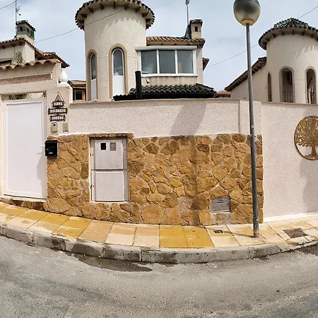 Casa Sortino Rizzo Villa San Miguel De Salinas
